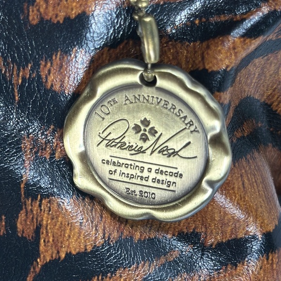 Patricia Nash 10th Anniversary Vintage Collection Tiger Print - Picture 9 of 12